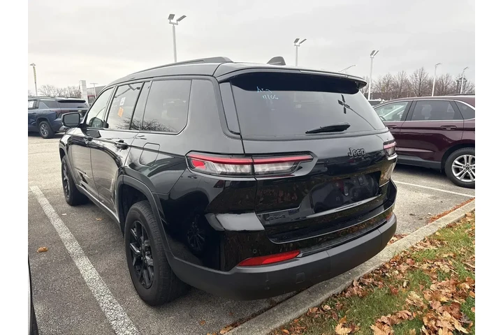 $27981 : Jeep Grand Cherokee L 2024 4 image 2