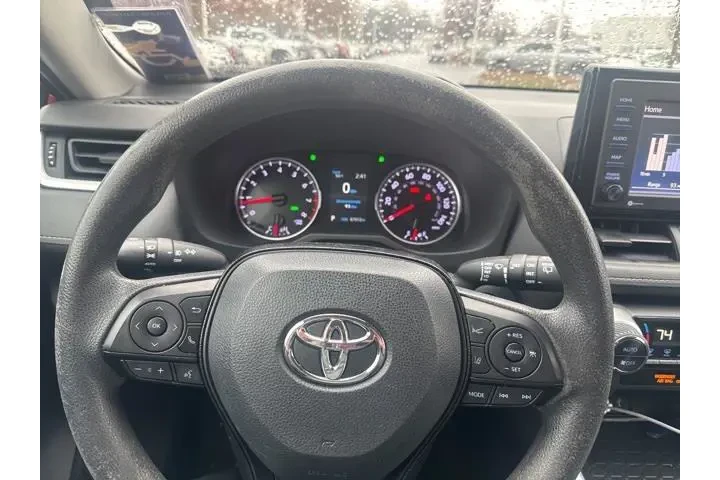 $21940 : Toyota RAV4 2020 XLE 4dr SUV image 10