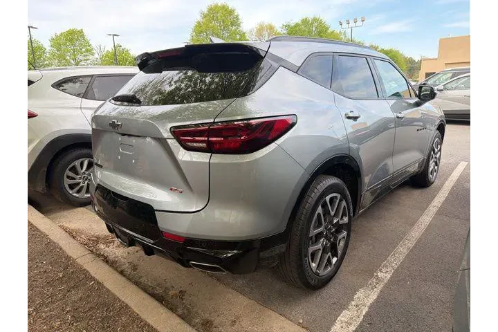 $33715 : Chevrolet Blazer 2025 RS 4dr image 7