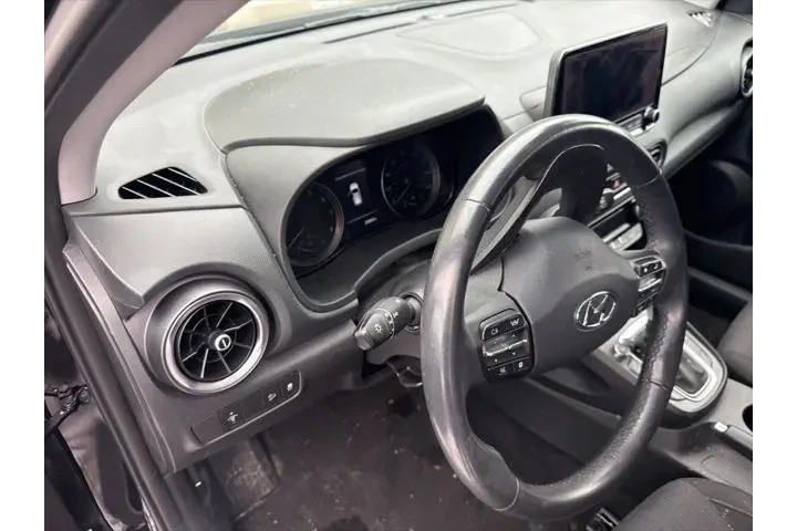 $21495 : Hyundai KONA 2023 AWD SEL 4d image 3