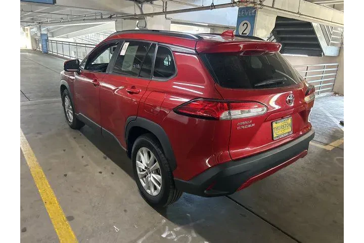 $23490 : Toyota Corolla Cross 2022 LE image 3