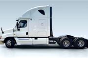 $19977 : 2013 Freightliner Cascadia thumbnail