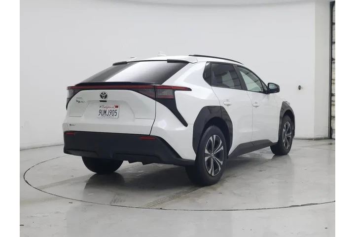 $28998 : Toyota bZ4X 2025 Limited 4dr image 8
