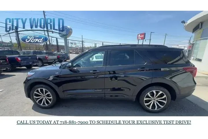 $35288 : Ford Explorer 2023 AWD ST-Li image 2