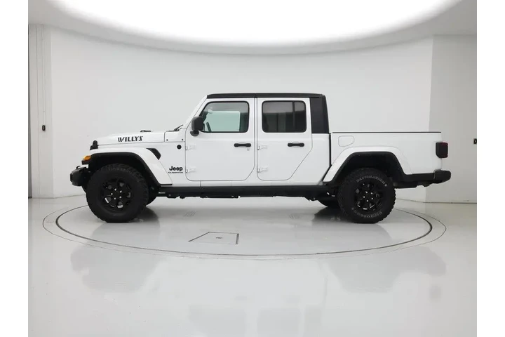 $28998 : Jeep Gladiator 2021 4x4 Will image 3