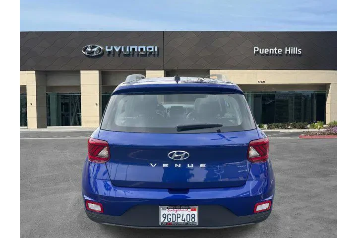 $18135 : Hyundai VENUE 2023 Limited 4 image 5