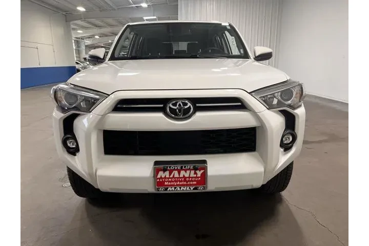 $31936 : Toyota 4Runner 2023 4x2 SR5 image 8