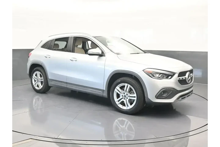 $19988 : Mercedes-Benz GLA 2021 GLA 2 image 8