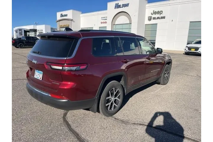 $31495 : Jeep Grand Cherokee L 2023 4 image 5