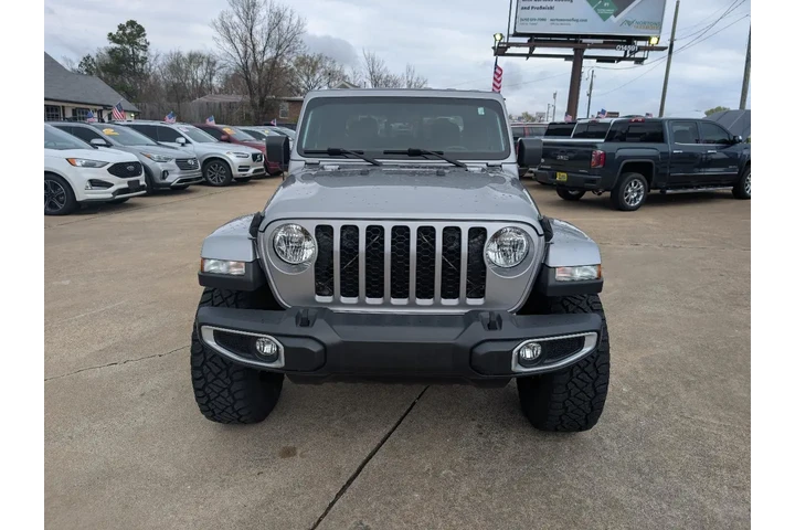 $29995 : 2020 Gladiator image 2