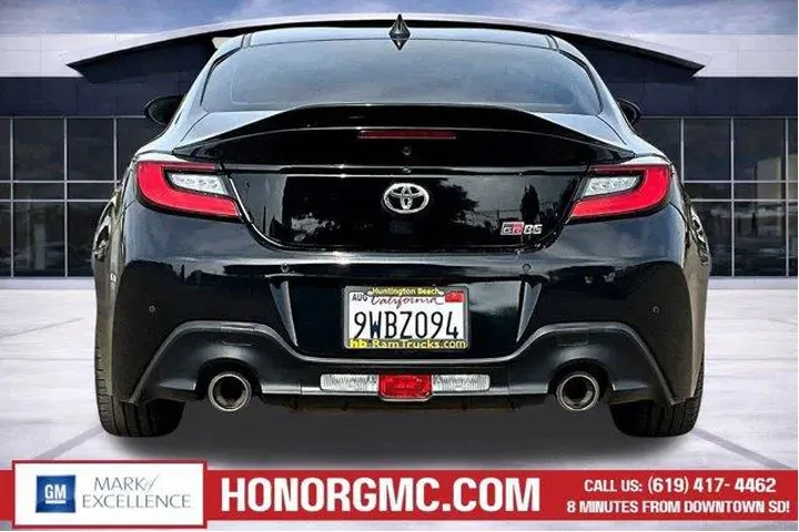 $33488 : Toyota GR86 2024 Premium 2dr image 5