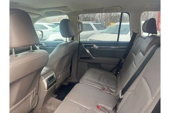$16950 : 2011 GX 460 image 9