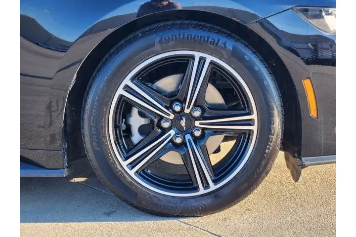 $35610 : Ford Mustang 2025 EcoBoost P image 10