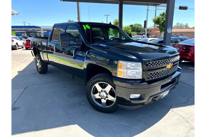 2014 Silverado 2500HD LTZ Cre image 3