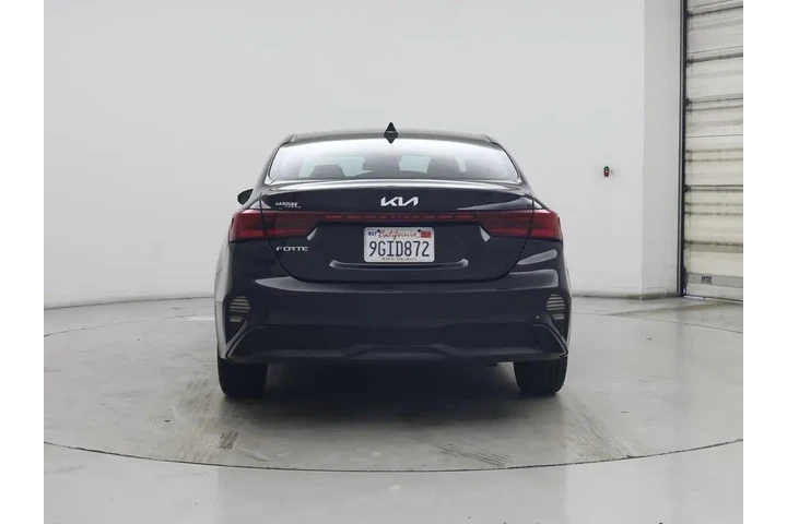 $17998 : Kia Forte 2023 LXS 4dr Sedan image 6