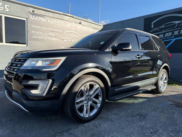 $9850 : 2017 Explorer XLT image 2