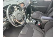 $8995 : 2015 Cherokee Altitude thumbnail