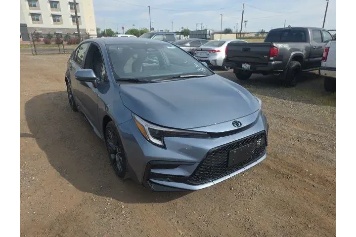 $30900 : Toyota Corolla 2026 SE 4dr S image 1