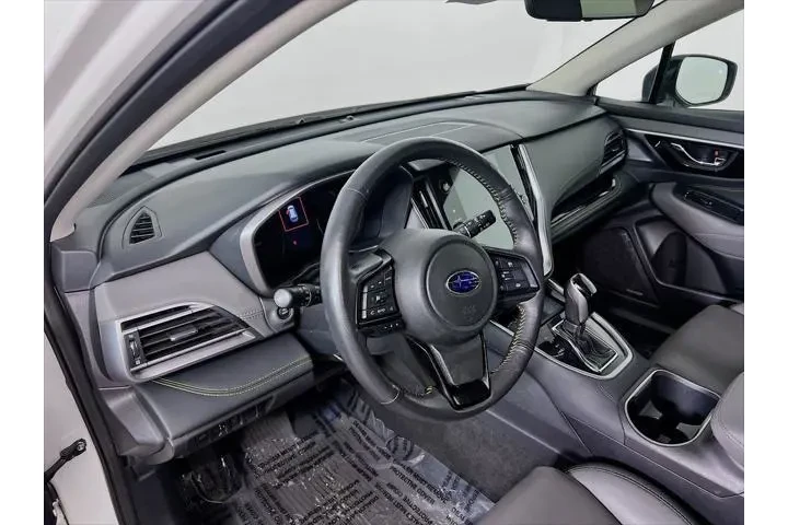 $27990 : Subaru Outback 2024 AWD Onyx image 8