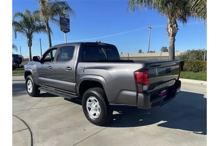 $27267 : Toyota Tacoma 2021 4x2 SR5 4 image 6