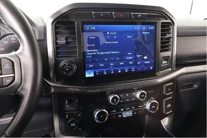 $38149 : Ford F-150 2023 4x4 Lariat 4 image 5