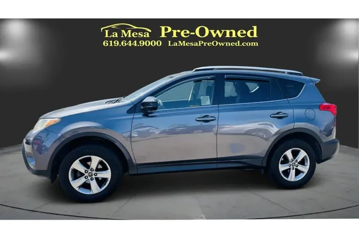 $13995 : 2015 RAV4 LE image 2