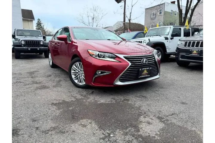 2017 LEXUS ES2017 LEXUS ES image 4