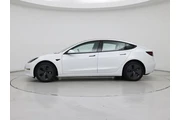 $31998 : Tesla Model 3 2023 4dr Sedan thumbnail