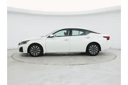 $21998 : Nissan Altima 2023 2.5 SV 4d thumbnail