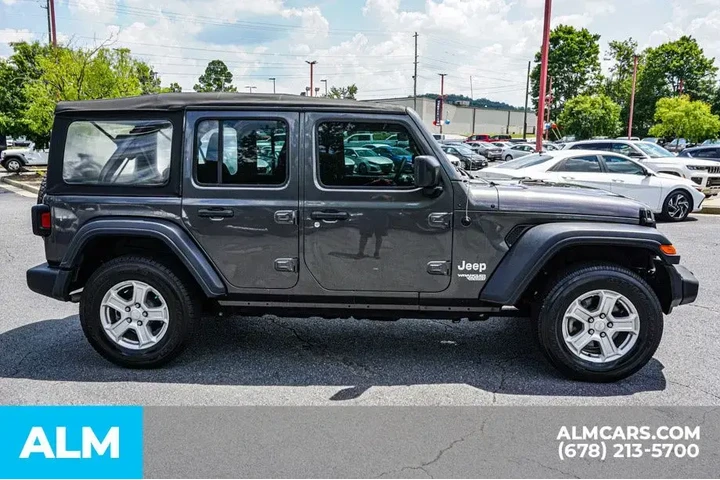 $19920 : Jeep Wrangler Unlimited 2018 image 9
