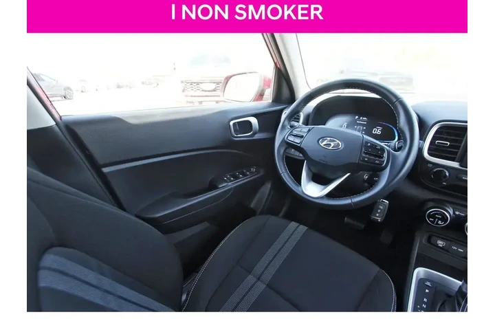 $19995 : Hyundai VENUE 2023 SEL 4dr C image 9
