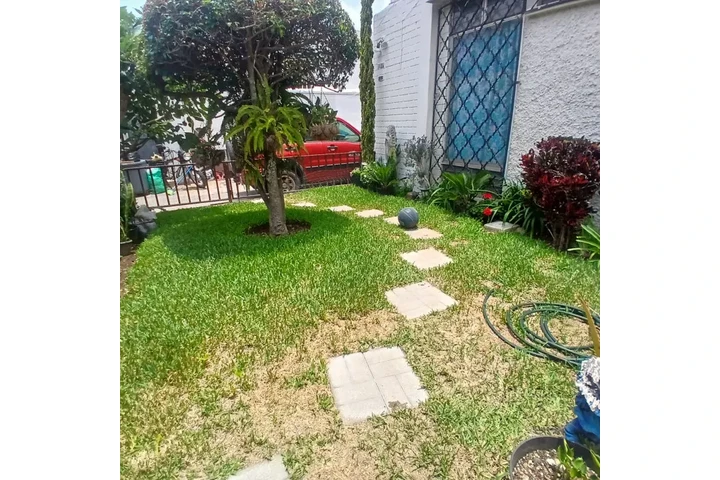 $1100 : Apartamento en renta zona 13 image 3