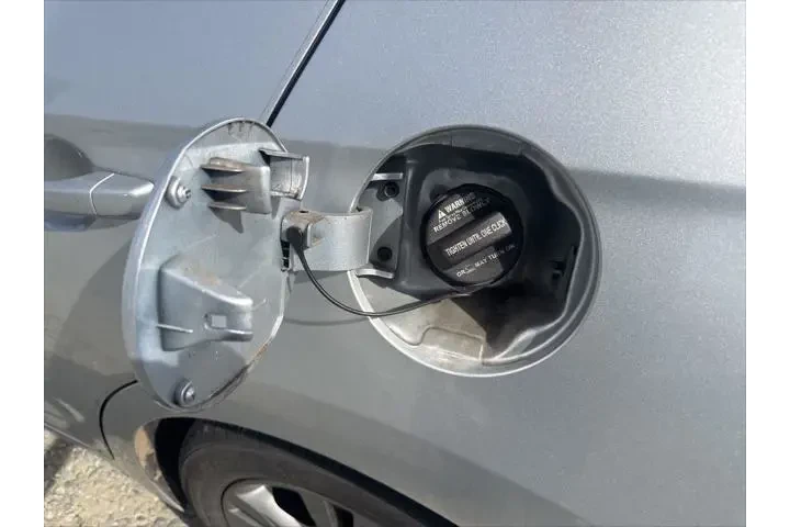 $12999 : Hyundai ELANTRA 2018 Value E image 8