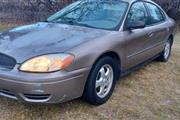 $4995 : 2005 Taurus SE thumbnail