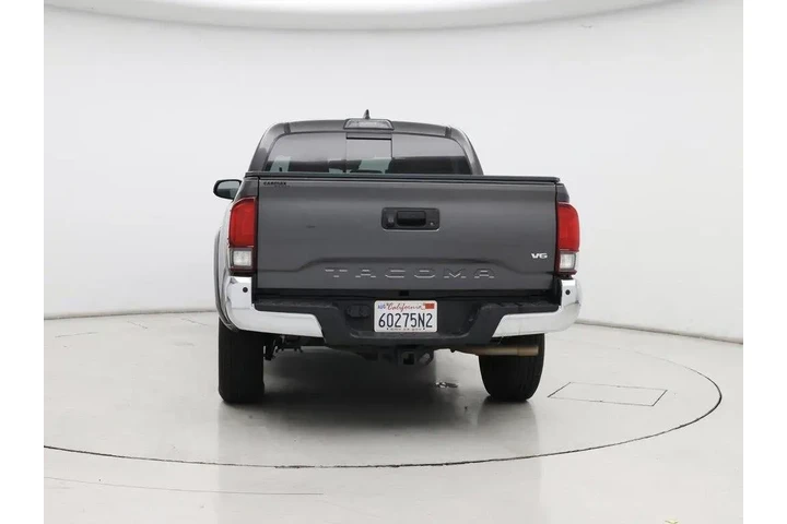 $27998 : Toyota Tacoma 2018 4x2 SR5 V image 6