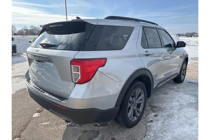 $30999 : Ford Explorer 2022 AWD XLT 4 image 5