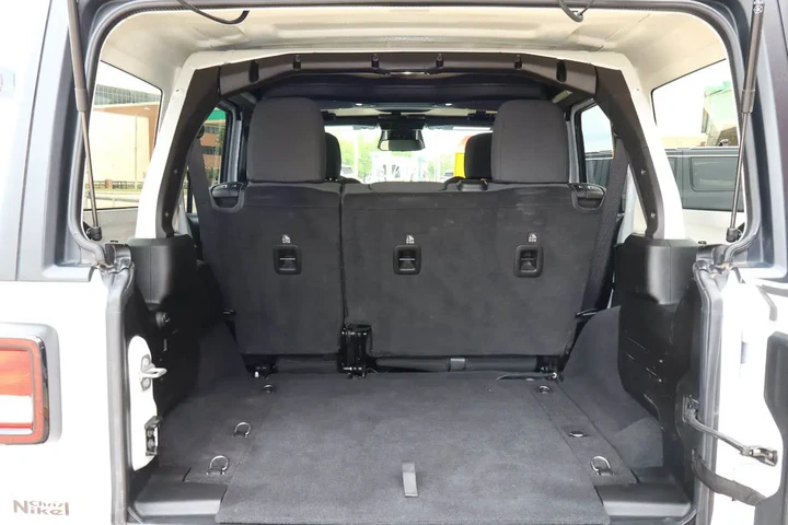 $40587 : 2025 Wrangler Willys 4 Door 4 image 9