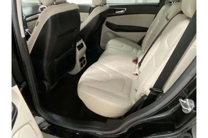 $13985 : Ford Edge 2017 Titanium 4dr image 8