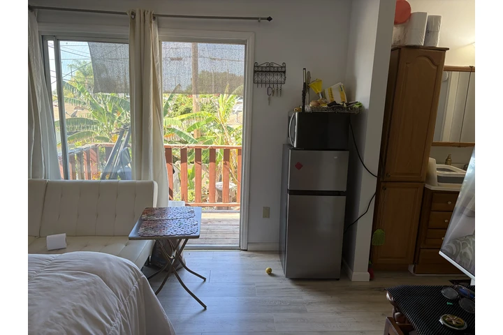 $1950 : Room image 2