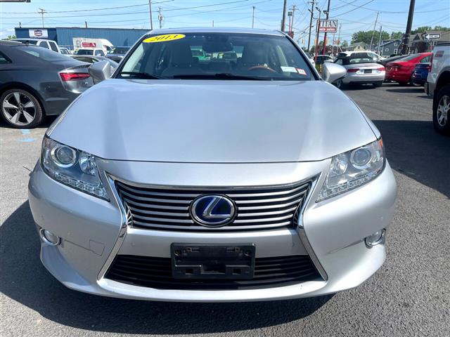 $14998 : 2013 ES 300h image 3