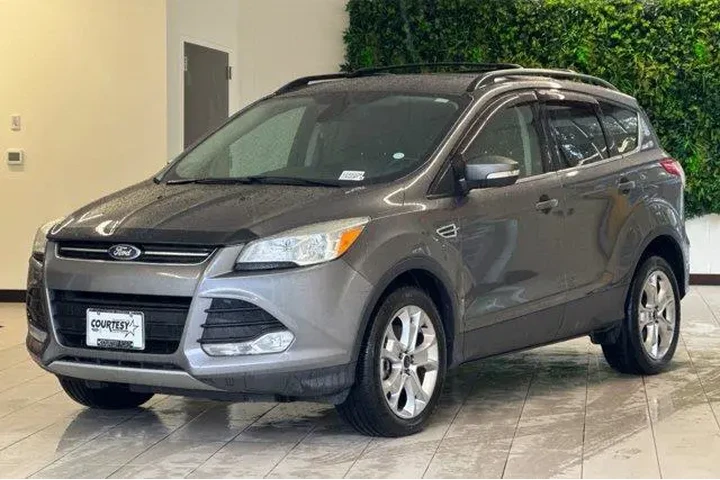 $8222 : Ford Escape 2013 AWD SEL 4dr image 8