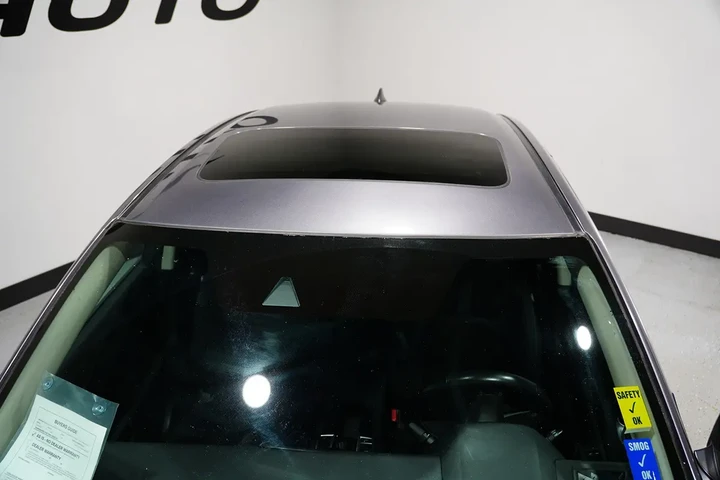 $18050 : 2021 Civic Sedan image 6