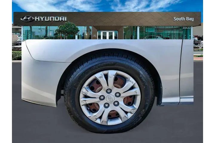 $6299 : Hyundai ELANTRA 2010 GLS 4dr image 9