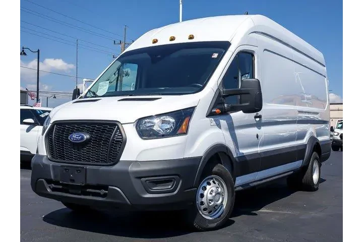 $33896 : Ford Transit 2022 350 HD 3dr image 1
