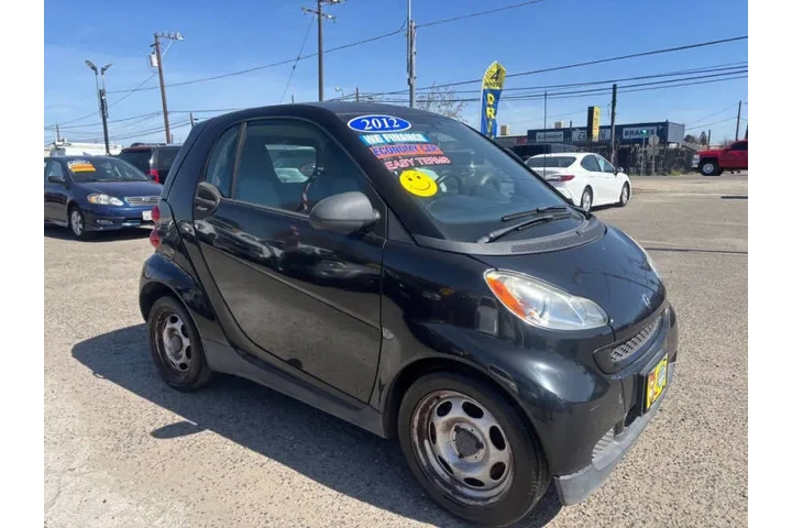 $7599 : 2012 fortwo pure image 3