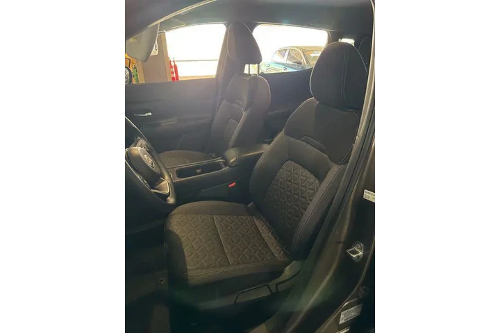 $21500 : Nissan Kicks 2025 SV 4dr Cro image 2