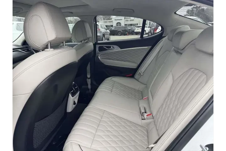 $22950 : Genesis G70 2021 AWD 2.0T 4d image 9