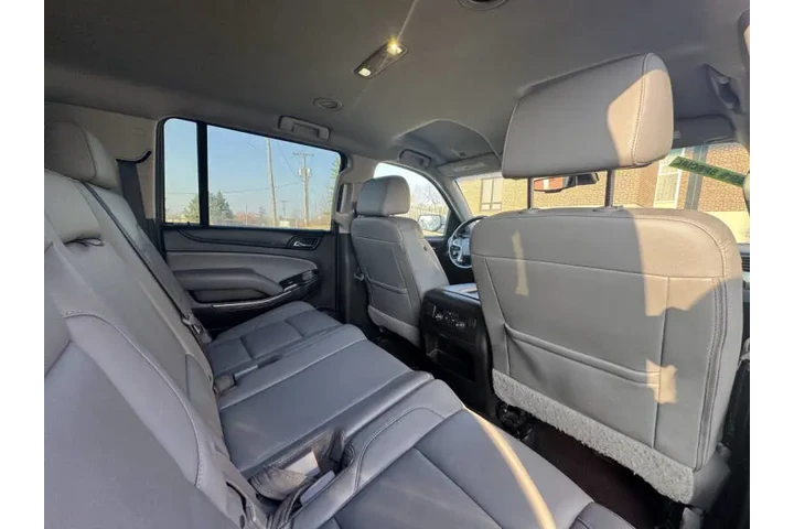 $12999 : 2018 Suburban LT image 10