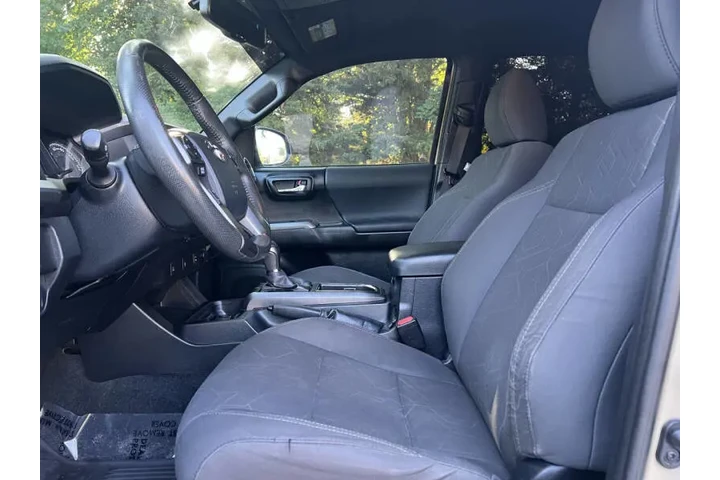 $24995 : 2016 Tacoma TRD Sport image 10