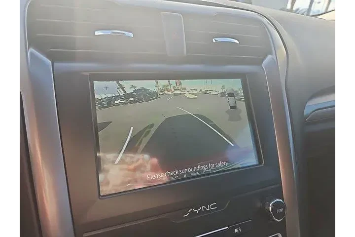 $17046 : Ford Fusion Hybrid 2020 SE 4 image 5